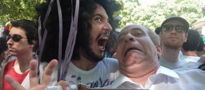 Afonso com peruca e um gordo