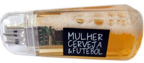 Foto do pendrive de cerveja