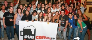 Galera no Pub Crawl SP