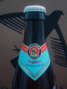 Rótulo superior da cerveja Paulaner Kristallklar