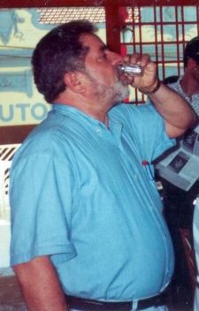 Lula tomando cachaça