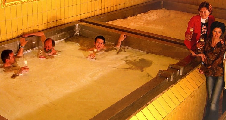 Thumb do artigo Piscina de cerveja