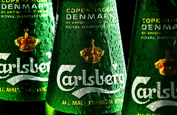 Garrafas da cerveja Carlsberg