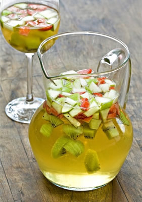 Sangria de kiwi