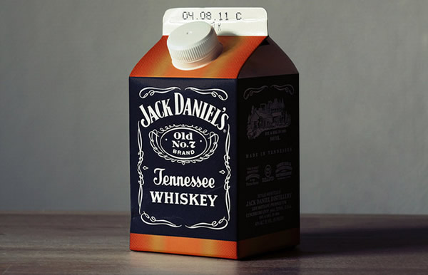 Caixa de leite com Jack Daniel's
