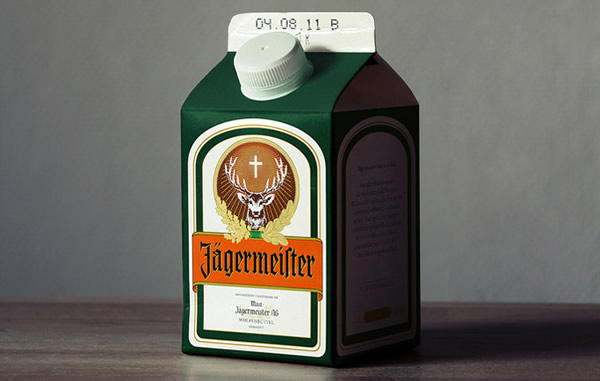 Caixa de leite com Jagermeister