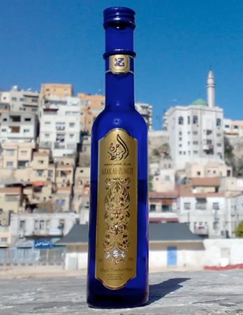 Garrafa da bebida árabe Arak