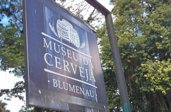 Placa do Museu da Cerveja