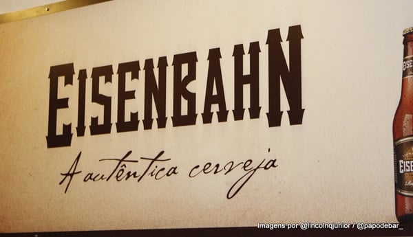 Stand da cervejaria Eisenbahn