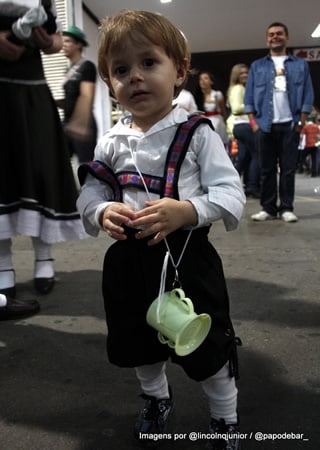 Criança na Oktoberfest