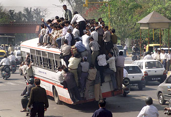 Ônibus lotado