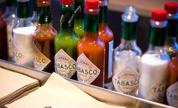 Frascos da pimenta Tabasco