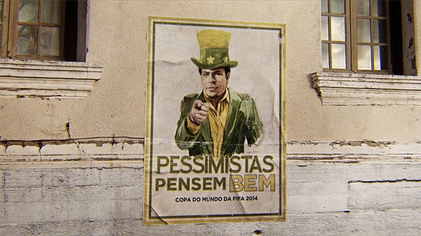 Ronaldo num cartaz grudado na parede