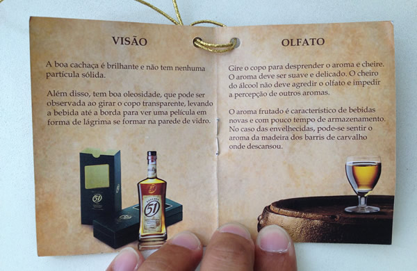 Panfleto da cachaça Reserva 51 falando sobre os sentidos