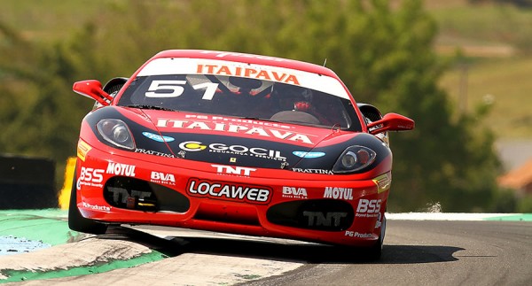 Itaipava patrocinando um carro da Ferrari