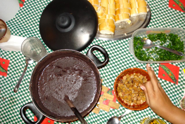 Preparando Feijão Amigo