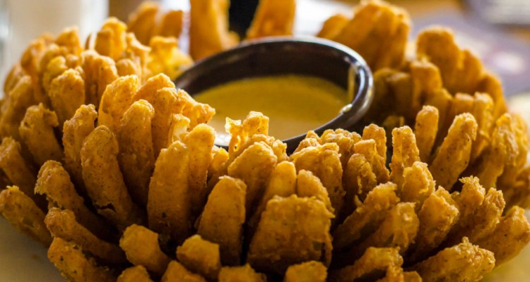 Thumb do artigo Cebola do Outback com molho de whisky