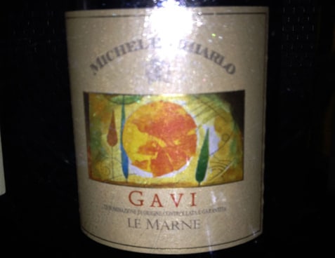 Garrafa do vinho Gavi