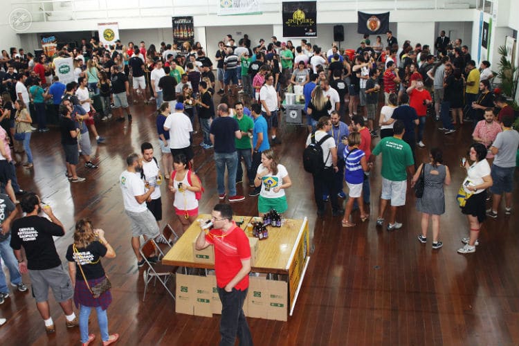 Geral reunido no 4º Encontro da Cerveja Artesanal São Paulo