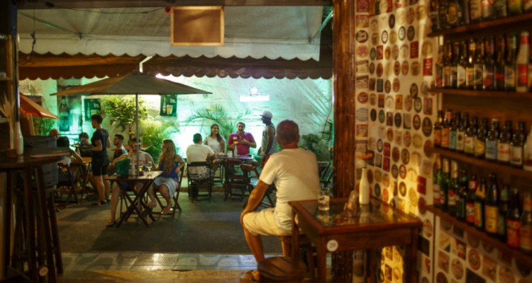 Bistro Estacao dentro