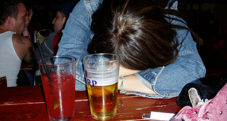 Thumb do artigo O tipo de bêbada que você não precisa ser