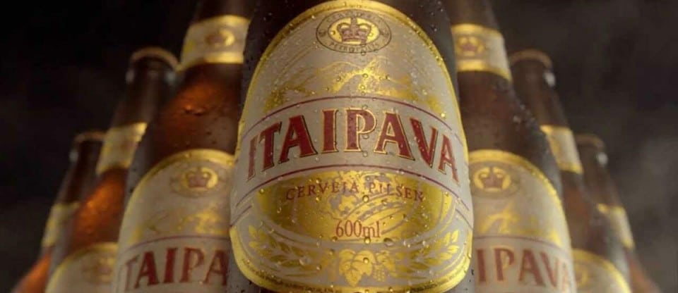 garrafas da cerveja itaipava