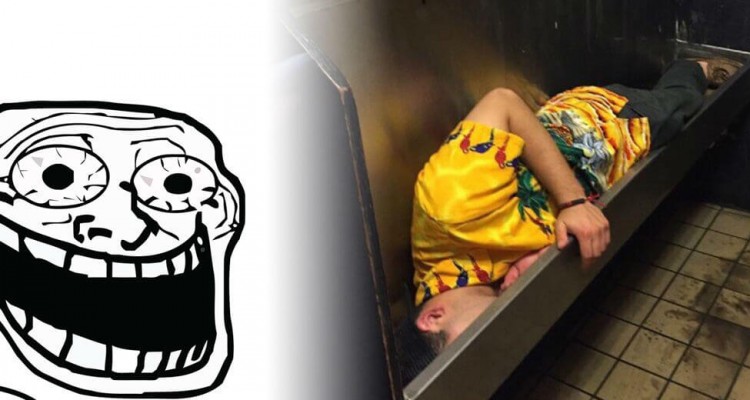 Thumb do artigo Homem ficou bêbado e dormiu no mictório