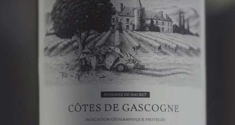 Thumb do artigo Uber usou garrafas de vinho para alertar sobre acidentes