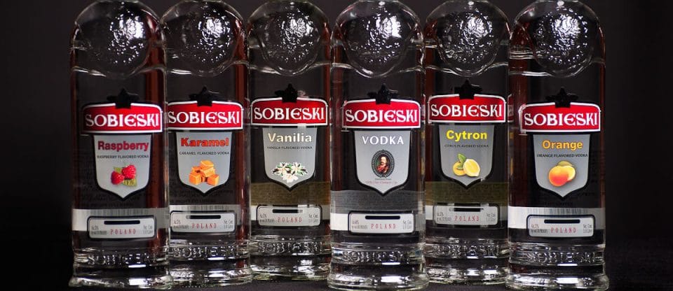 garrafas vodka sobieski